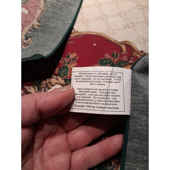 Vintage Christmas Cherubs Tablecloth Rectangle 70x51 Fashion Industries - READ - Picture 9 of 13